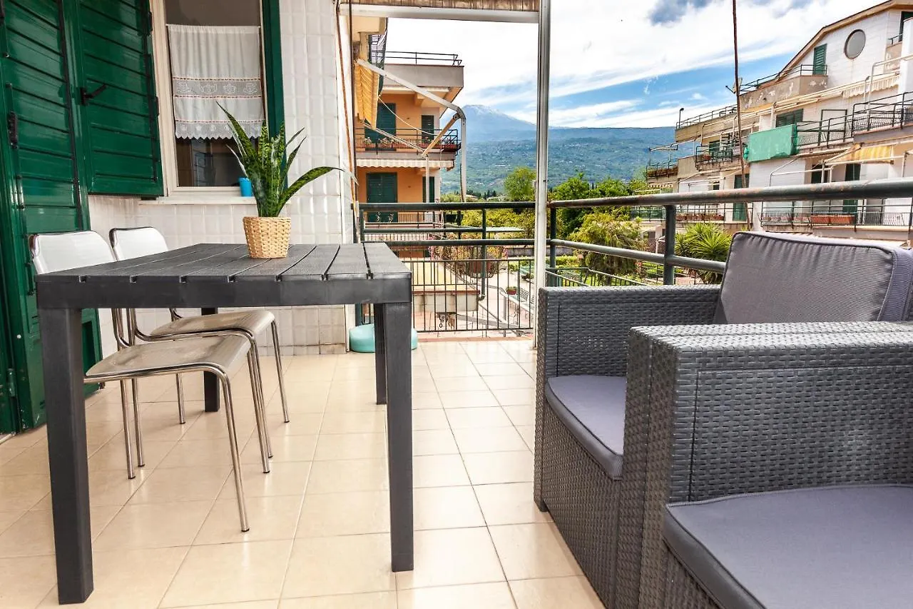 Апартаменты Stella Marina On The Beach With Swimming Pool - Distretto Catania Taormina Etna Маскали